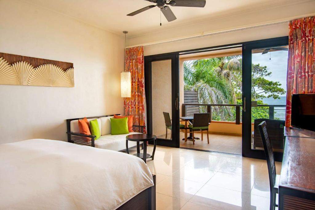 Seychelles Escapes - Hilton Double Tree Alamanda - 3 Nights